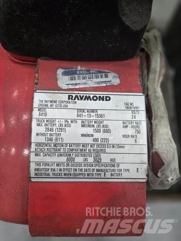 Raymond 8410 핸드파레트 트럭