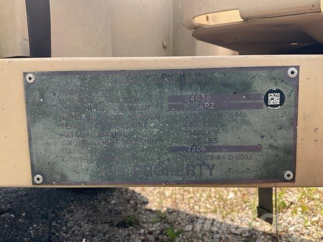  Raytheon M1101 기타 트레일러