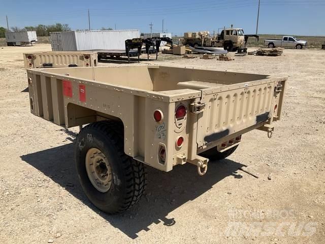  Raytheon M1102 기타 트레일러
