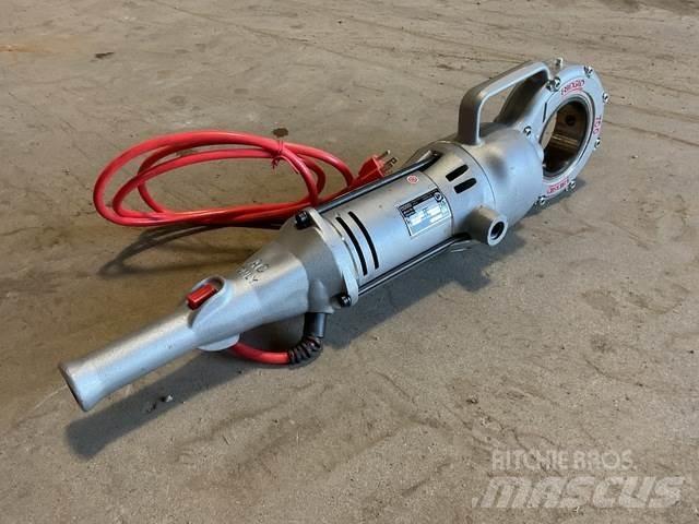  Ridgid 700-T2 파이프라인