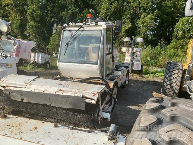Roadtec FB100E 실내 청소기