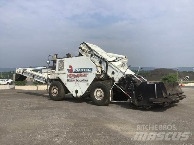 Roadtec SB2500 물자 수송 장비