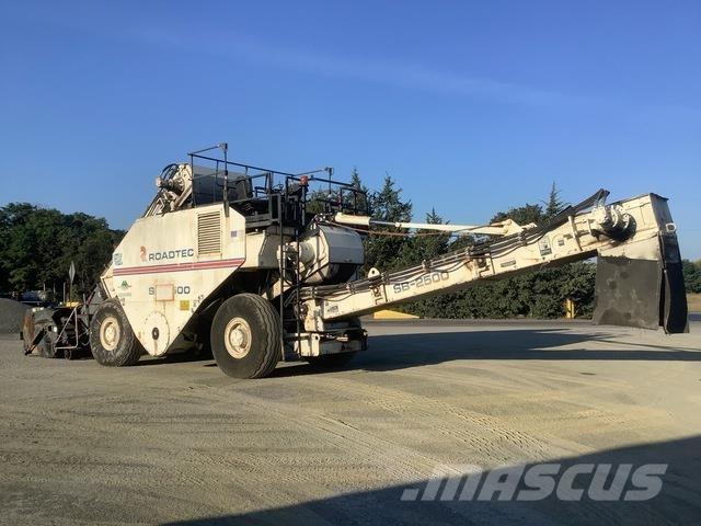 Roadtec SB2500 물자 수송 장비