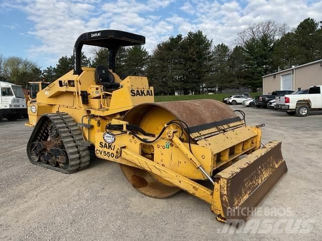 Sakai CV550D 싱글 드럼 롤러