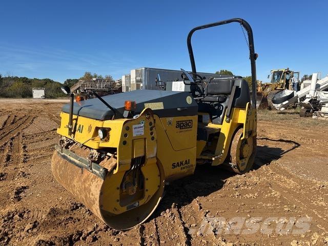 Sakai SW502S-1 트윈 드럼 롤러