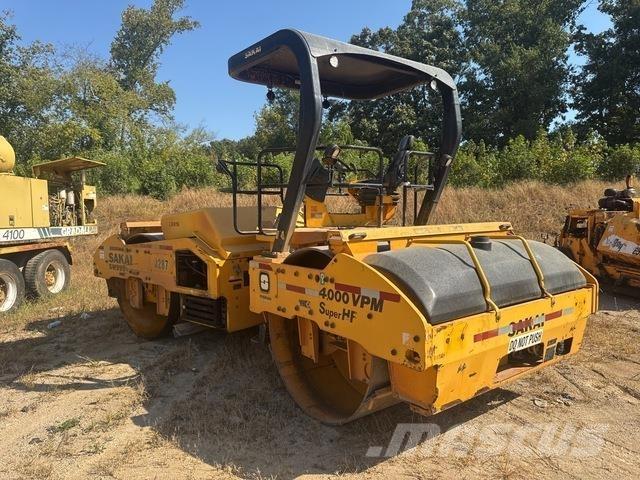 Sakai SW990-1 트윈 드럼 롤러