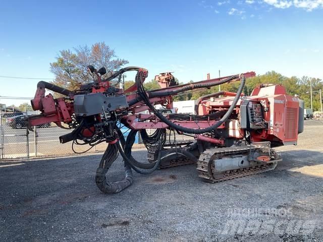 Sandvik DC700 도로 굴착기