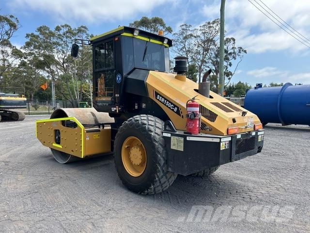 Sany SSR150C-8 싱글 드럼 롤러