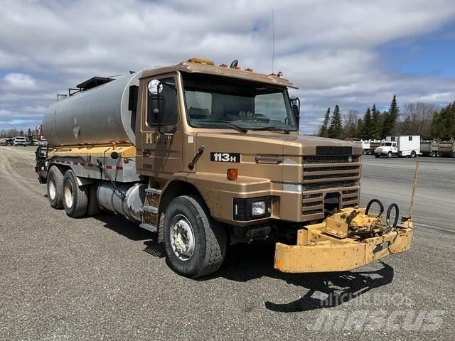 Scania 113H 콘크리트 믹서트럭