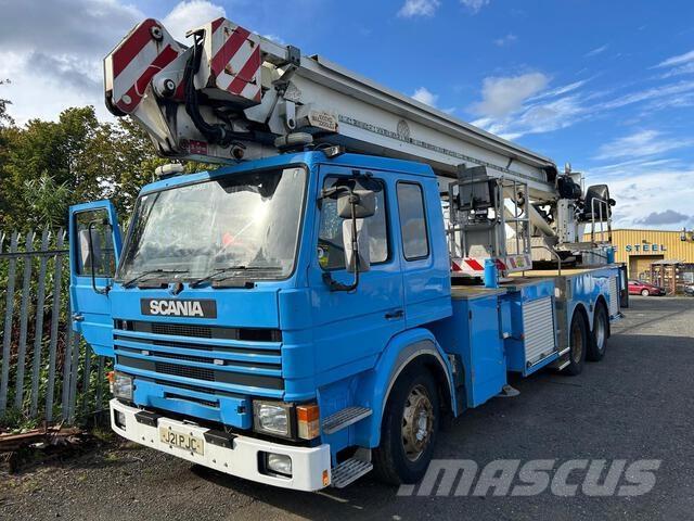 Scania P113ML 트럭 탑재 고소작업대