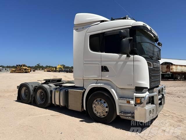 Scania R560 트랙터 유닛