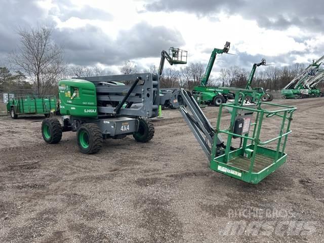 SkyJack SJ46AJ 관절형 전동이동 리프트