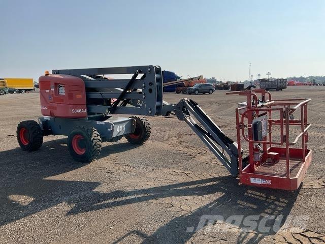 SkyJack SJ46AJ 관절형 전동이동 리프트