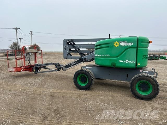 SkyJack SJ46AJ 관절형 전동이동 리프트