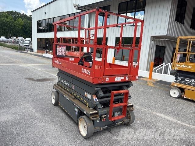 SkyJack SJ4726 가위형 리프트