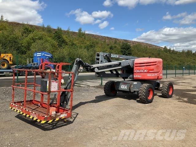 SkyJack SJ51AJ 관절형 전동이동 리프트