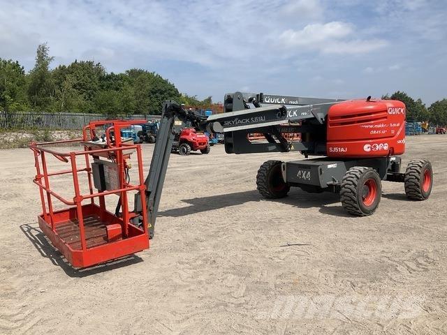 SkyJack SJ51AJ 관절형 전동이동 리프트