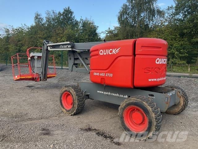 SkyJack SJ51AJ 관절형 전동이동 리프트