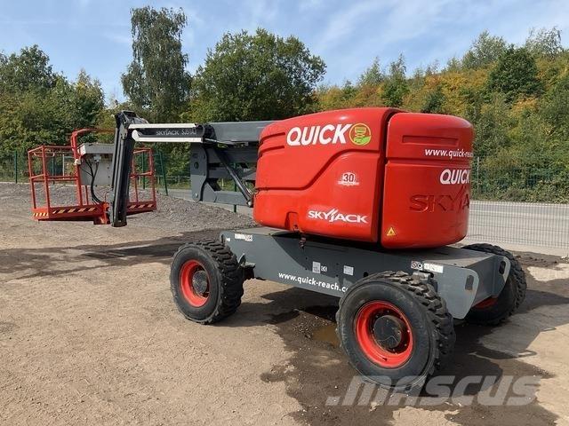 SkyJack SJ51AJ 관절형 전동이동 리프트