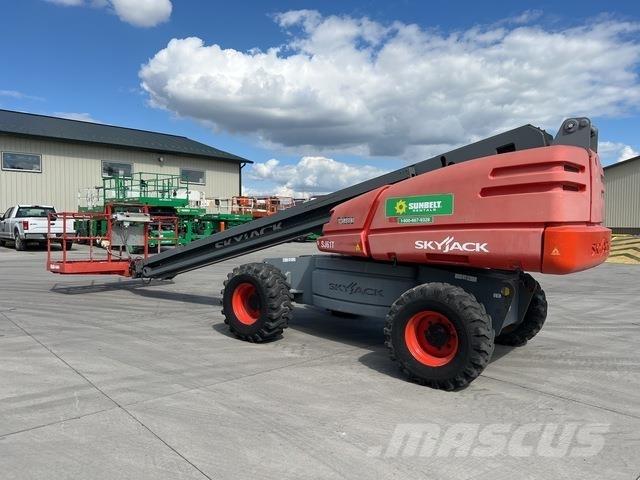 SkyJack SJ61T 견인식 전동이동 리프트