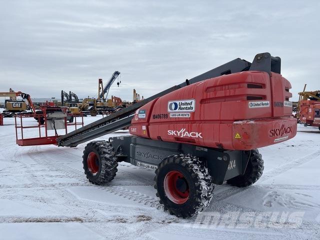 SkyJack SJ61T 견인식 전동이동 리프트