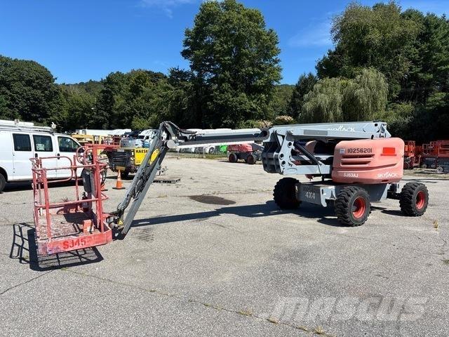 SkyJack SJ63AJ 관절형 전동이동 리프트