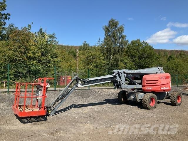 SkyJack SJ63J 관절형 전동이동 리프트