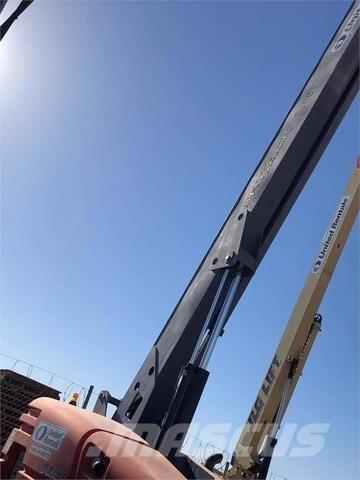 SkyJack SJ66T 견인식 전동이동 리프트