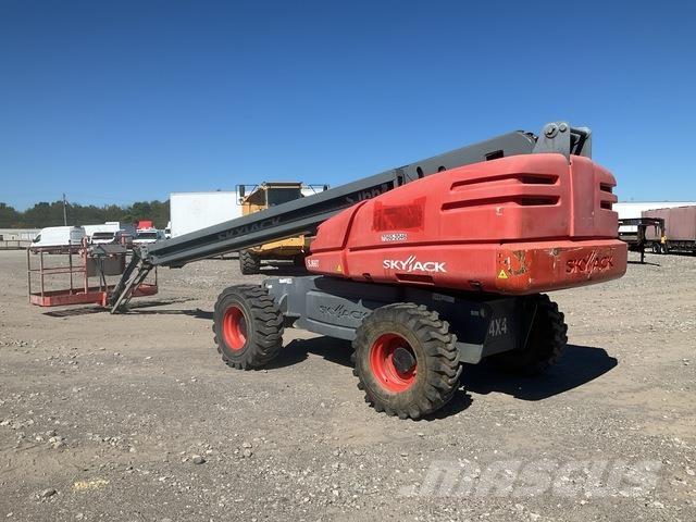 SkyJack SJ66T 견인식 전동이동 리프트