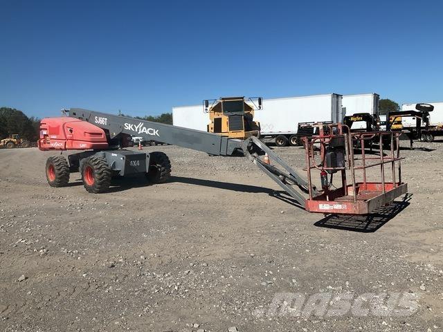 SkyJack SJ66T 견인식 전동이동 리프트