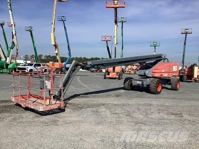 SkyJack SJ86T 견인식 전동이동 리프트