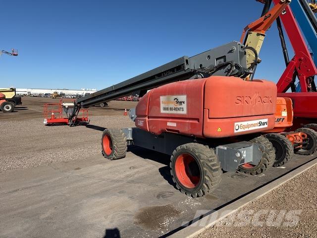 SkyJack SJ86T 견인식 전동이동 리프트