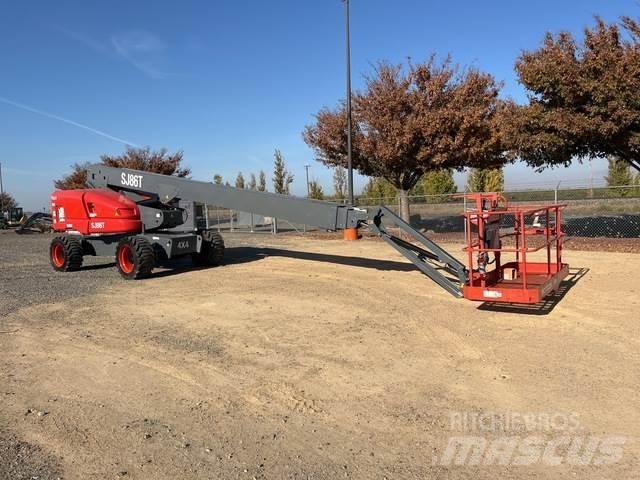 SkyJack SJ86T 관절형 전동이동 리프트