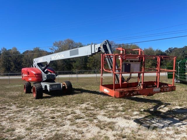 SkyJack SJ86T 견인식 전동이동 리프트