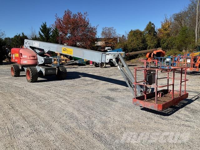 SkyJack SJ86T 견인식 전동이동 리프트