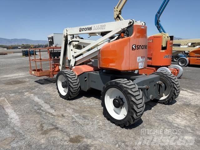 Snorkel A46JRT 관절형 전동이동 리프트