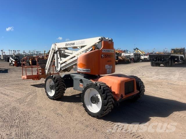 Snorkel A46JRT 관절형 전동이동 리프트