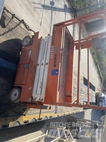 Snorkel S3219E 가위형 리프트
