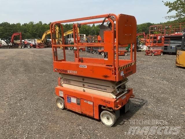 Snorkel S3219E 가위형 리프트
