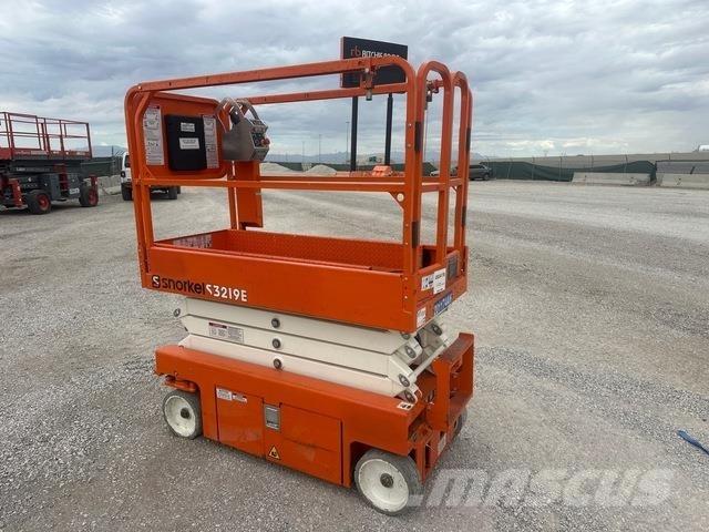 Snorkel S3219E 가위형 리프트