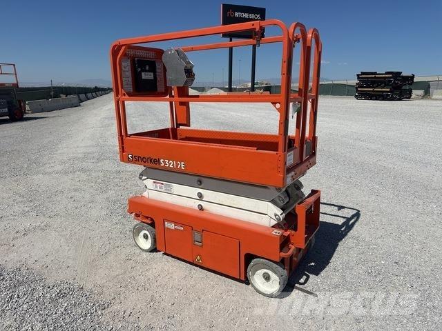 Snorkel S3219E 가위형 리프트