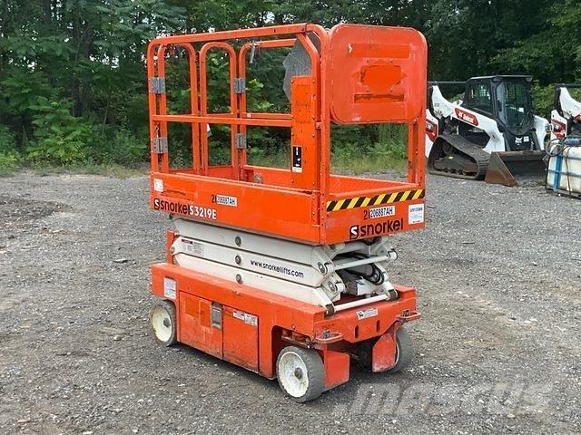 Snorkel S3219E 가위형 리프트