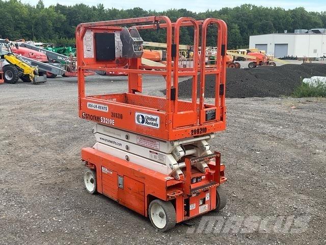 Snorkel S3219E 가위형 리프트