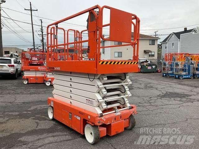 Snorkel S4740E 가위형 리프트