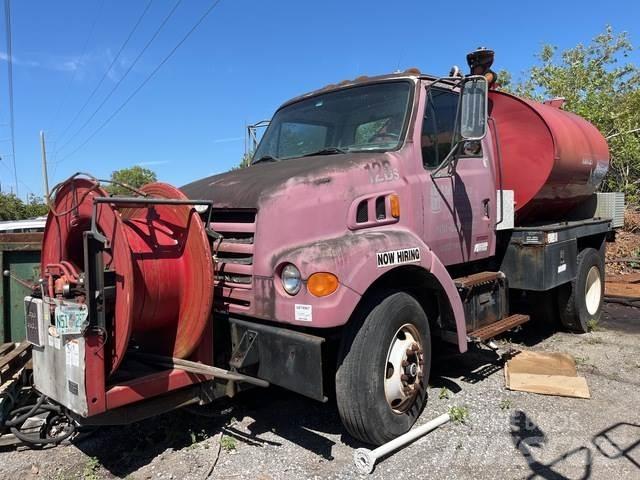 Sterling L7500 콤비/진공 트럭