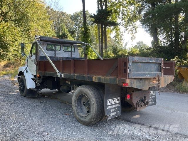 Sterling L7500 덤프 트럭