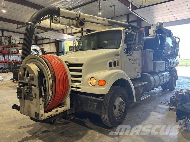 Sterling L7500 콤비/진공 트럭