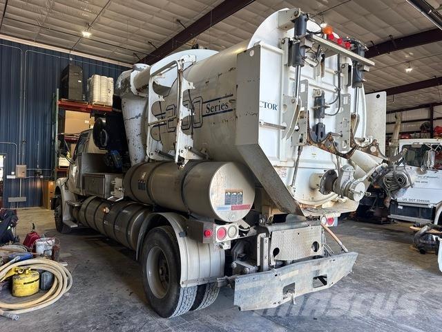 Sterling L7500 콤비/진공 트럭