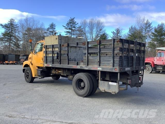 Sterling L7500 플랫베드/드롭사이드 트럭