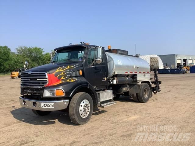 Sterling L8500 콘크리트 믹서트럭